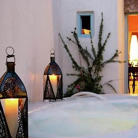 Luxury Villa In Megalochori Santorini With Jacuzzi Βίλα Φηρά