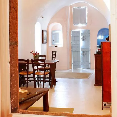 Βίλα Luxury Villa In Megalochori Santorini With Jacuzzi *